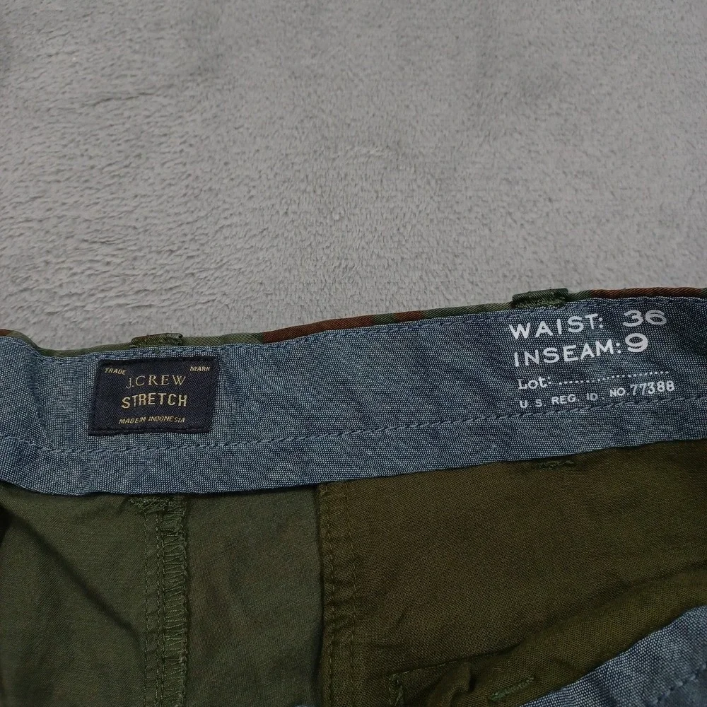 J Crew Shorts Mens 36 Green Camouflage Cotton Chino Pockets Preppy